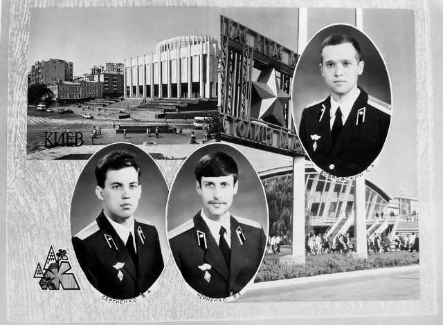 - звание лейтенанта в 1986-м присвоил маршал Советского Союза Сергей Леонидович Соколов