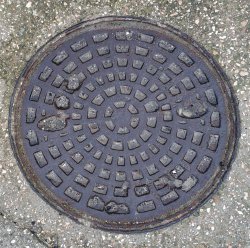 Люк найден – Севастополь, улица Пушкина